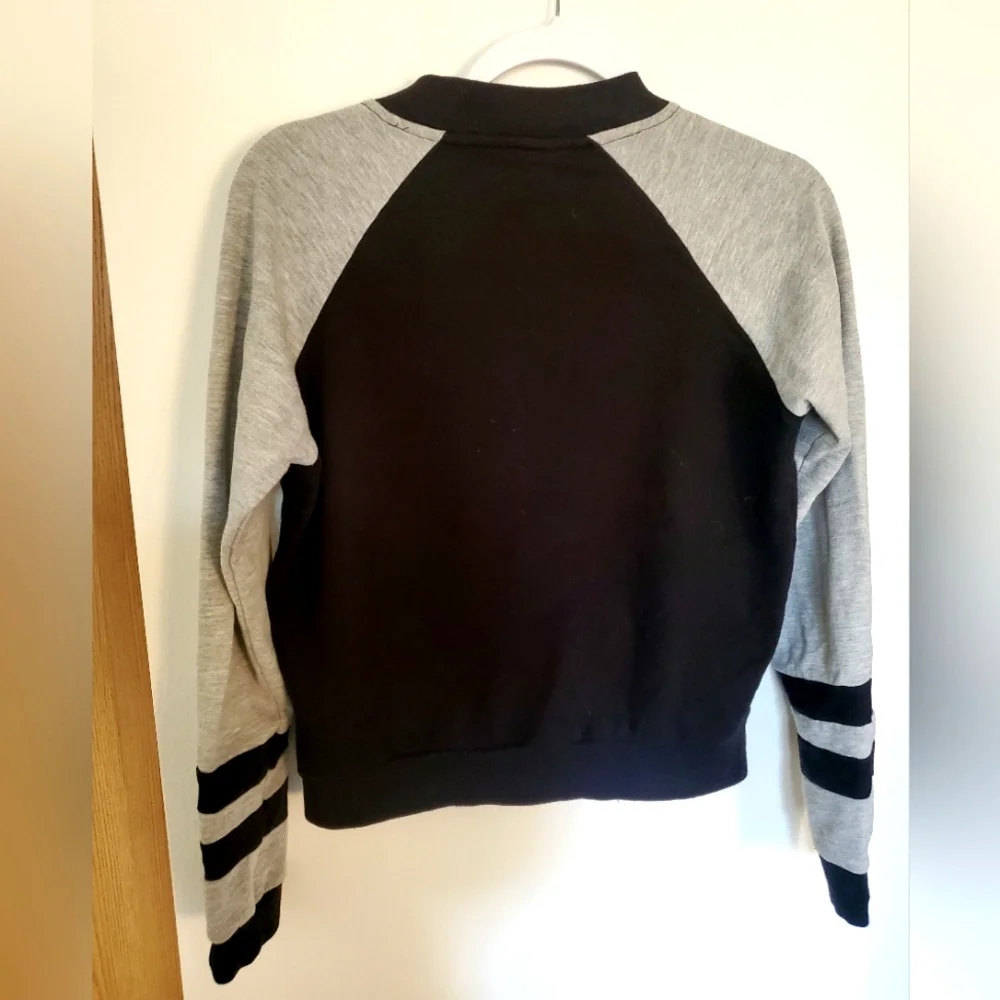 Jacket - Picture 3 of 5